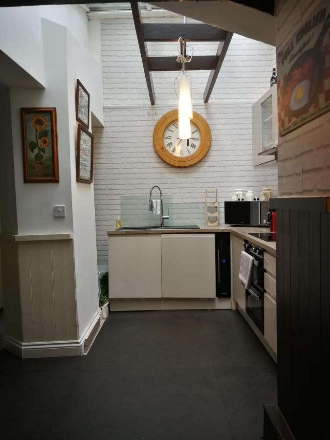 Three Sisters Cottage Торки Экстерьер фото